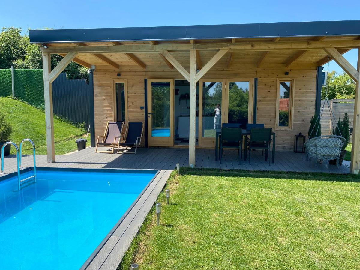 Villa Woody House à Krcedin Extérieur photo